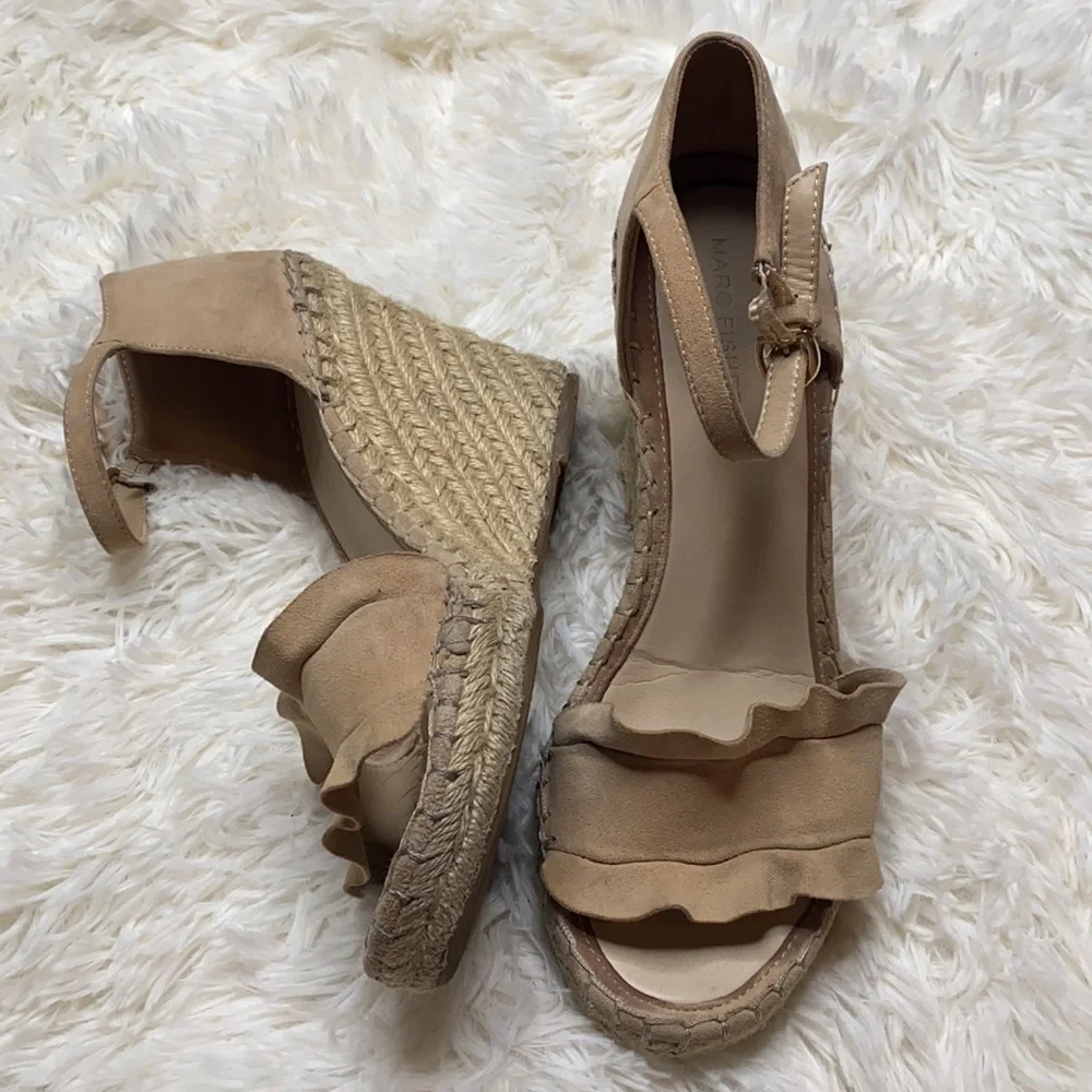 Marc Fisher Beige Ruffle Espadrille Wedge Sandals Size 8.5